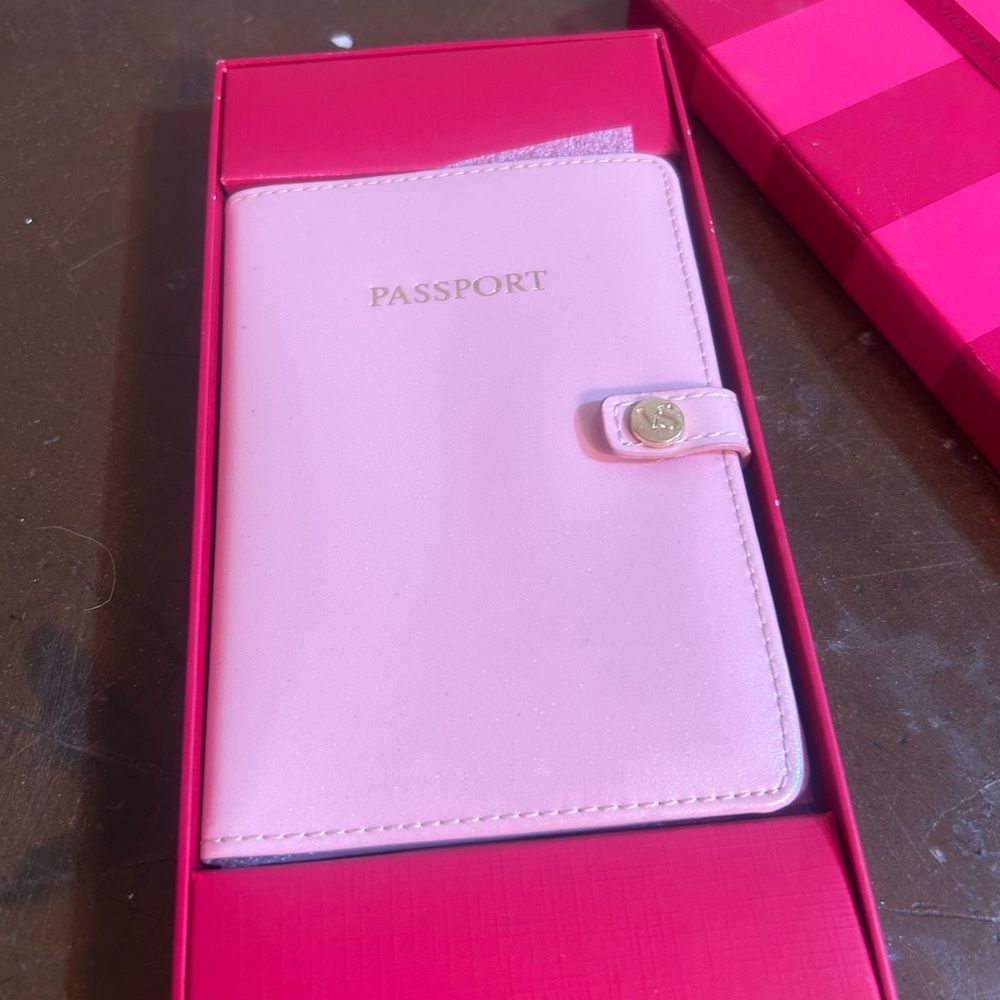 Victoria's Secret Pink passport holder never used with Red and Pink Gift Box
